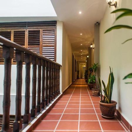 Armenian Suite Hotel George Town Eksteriør billede