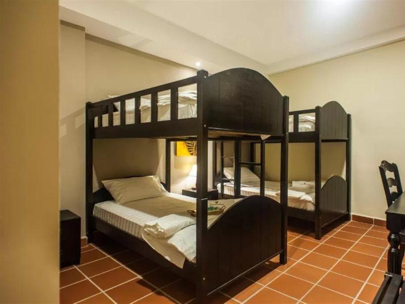 Armenian Suite Hotel George Town Eksteriør billede
