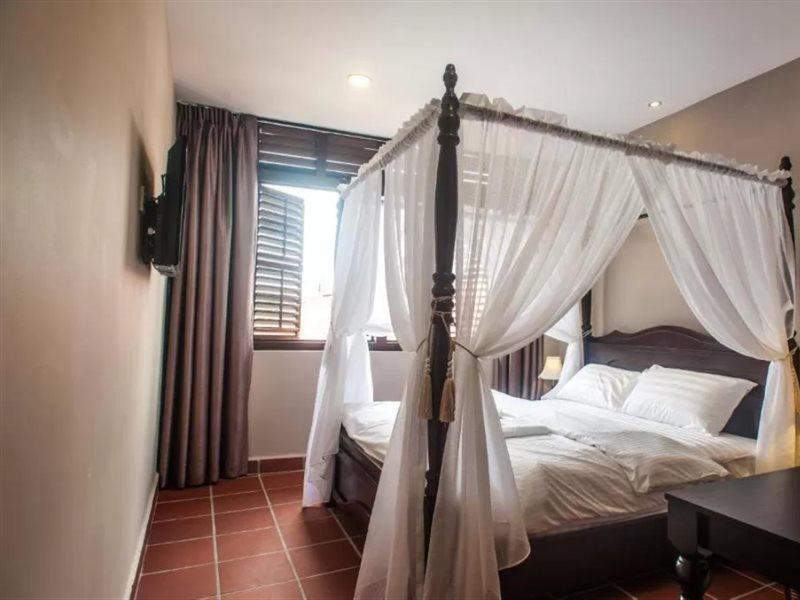 Armenian Suite Hotel George Town Eksteriør billede