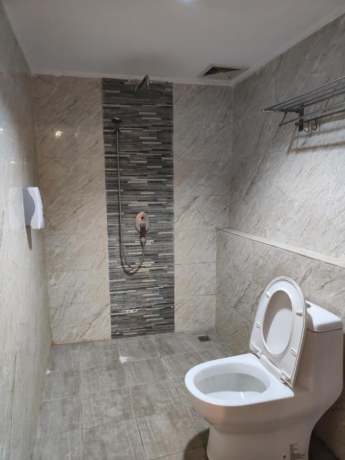 Armenian Suite Hotel George Town Eksteriør billede