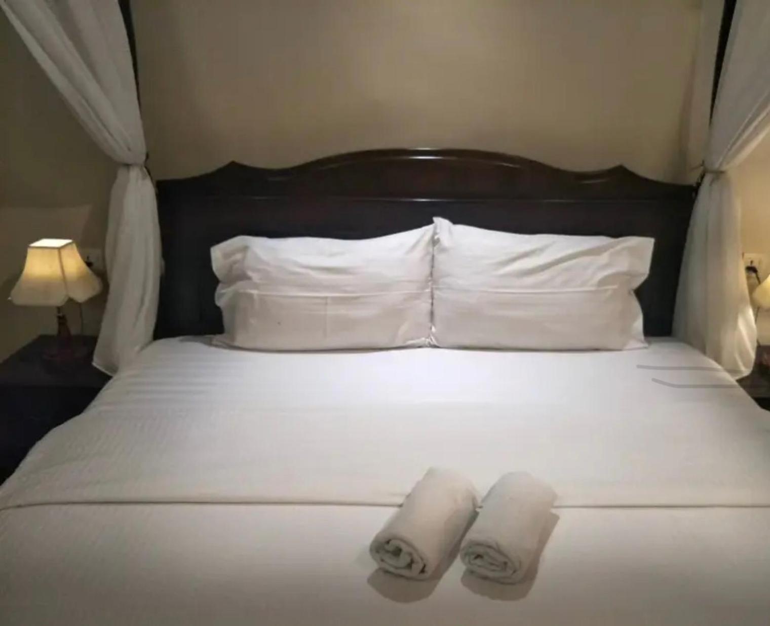 Armenian Suite Hotel George Town Eksteriør billede